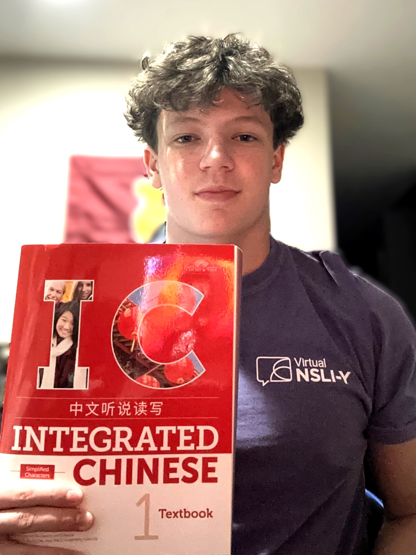 Virtual NSLI-Y Chinese participant with his textbook